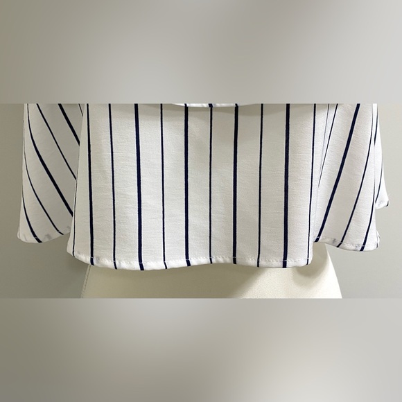 She + Sky Womens L White Blue Stripe Ruffle Flowy Crop Top Boho Y2K Maximalist - Picture 4 of 14